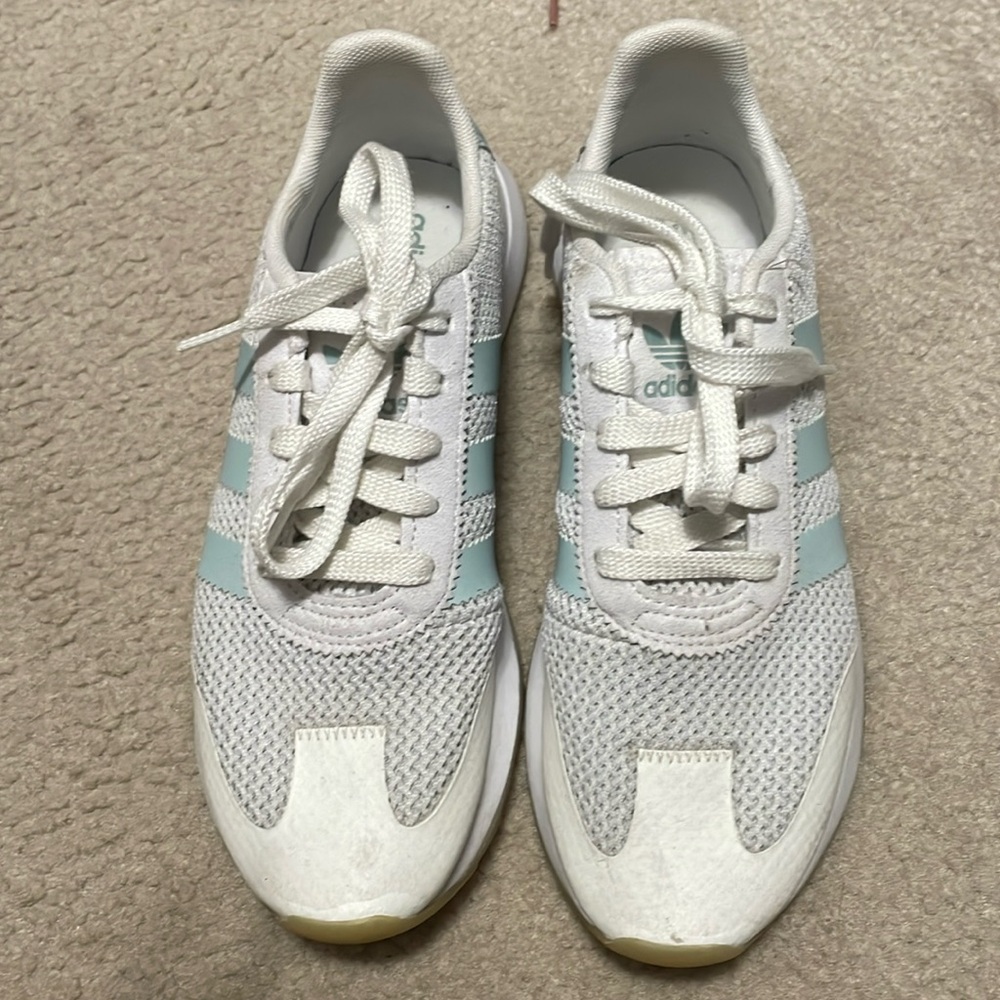 Women’s Adidas Shoe